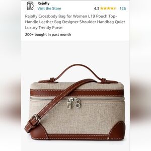 Canvas and leather crossbody pocket